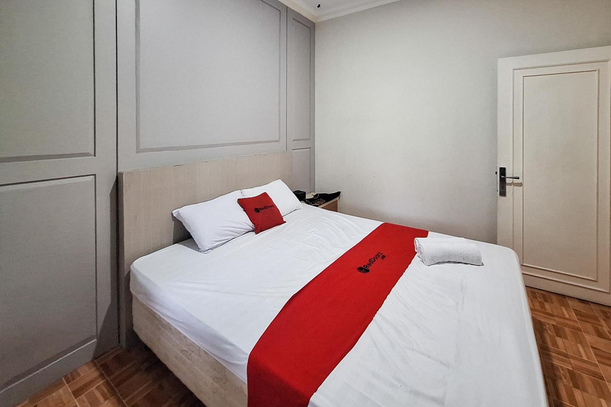 Reddoorz Resort At Tridaya Cisarua Puncak Eksteriør billede