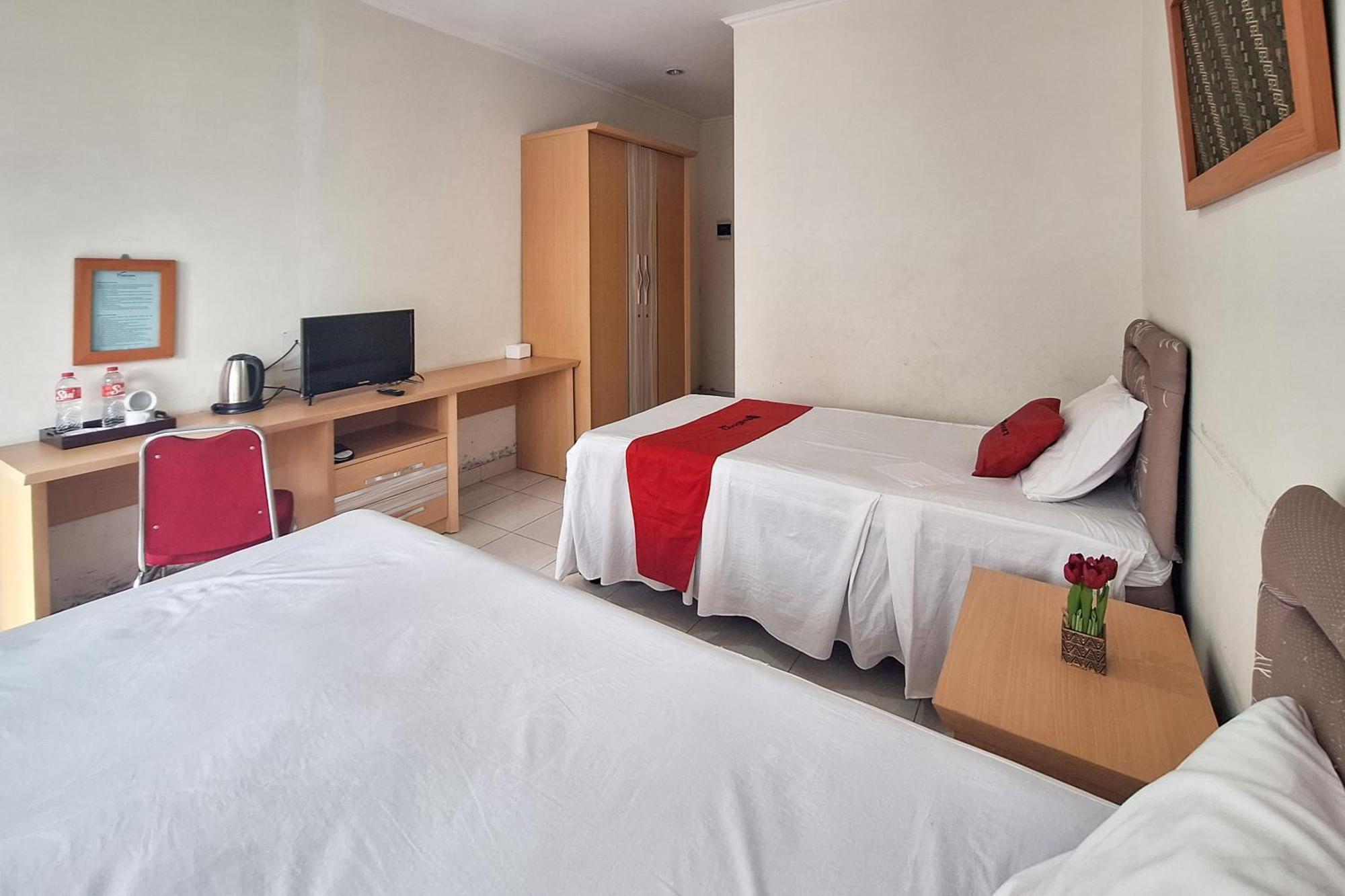 Reddoorz Resort At Tridaya Cisarua Puncak Eksteriør billede