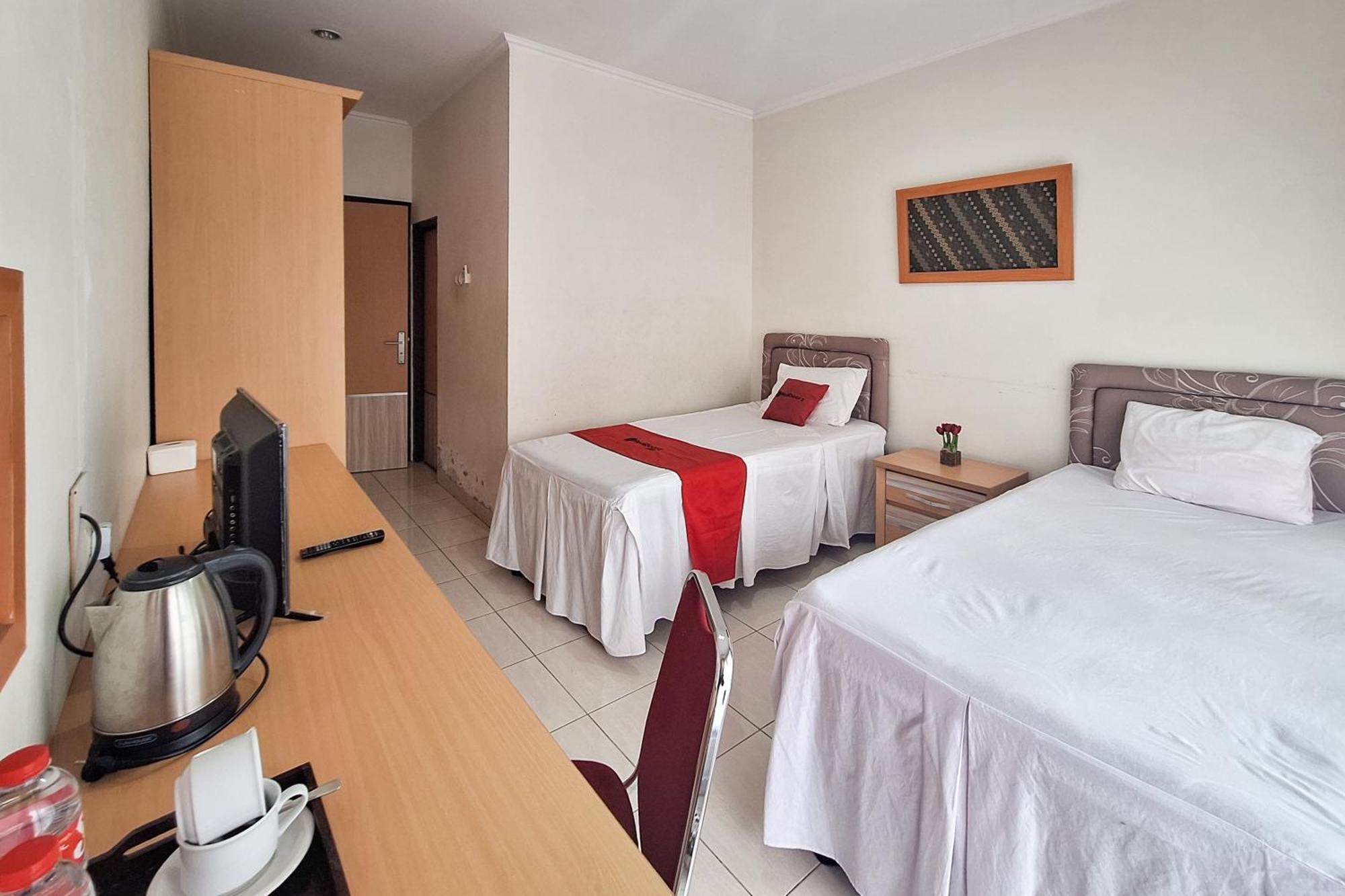 Reddoorz Resort At Tridaya Cisarua Puncak Eksteriør billede