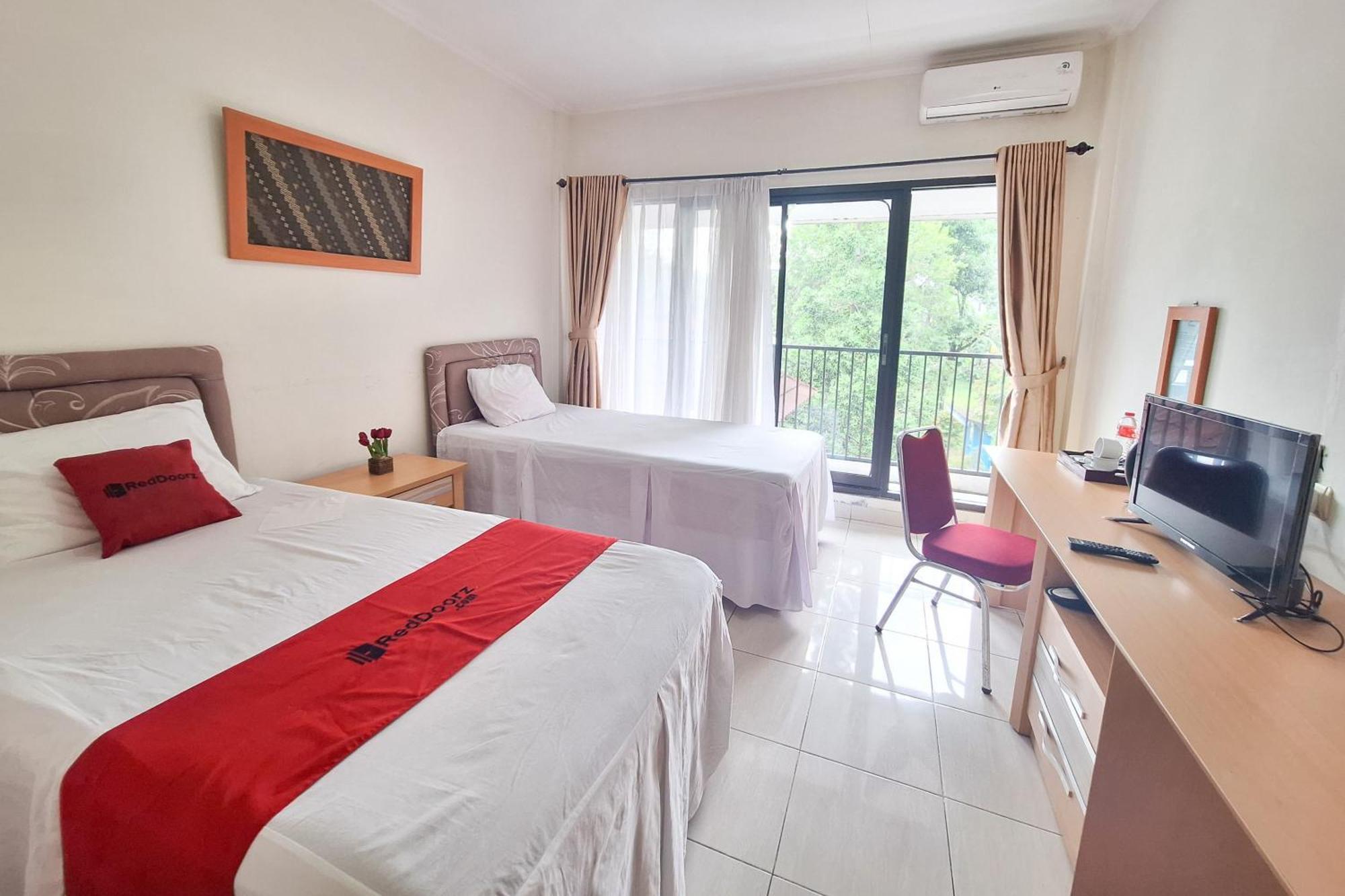 Reddoorz Resort At Tridaya Cisarua Puncak Eksteriør billede
